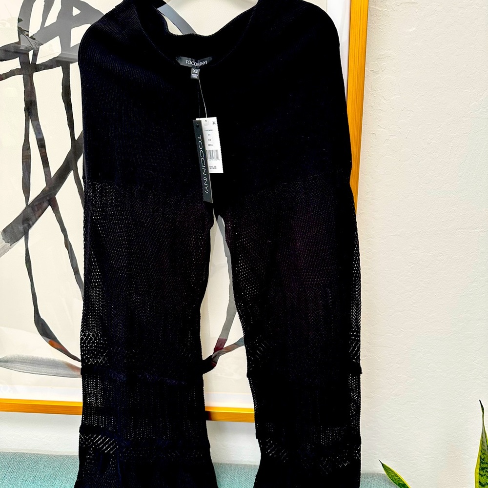 Like new Gorgeous TOCCIN NY jet black crochet pants. 🏝️